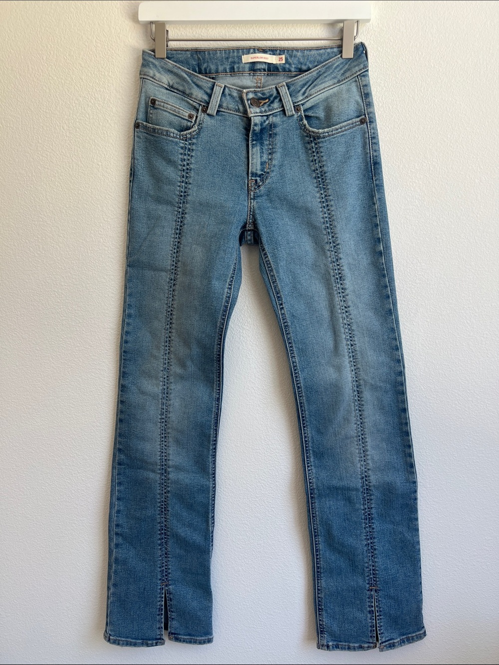 Levi's Women’s Light Blue Superlow Boot Jeans W25 L32